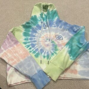 Tie-Dye Daydreamer Cropped Sweatshirt